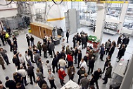 Anklicken für große Version - Click to enlarge Bei Lufthansa Technik wurde ein Autoklav für die Reperatur von großen Komposit-Bauteilen in Betrieb genommen